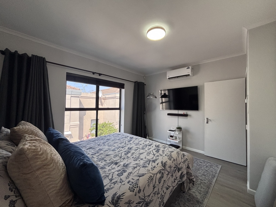 To Let 2 Bedroom Property for Rent in Parklands Western Cape